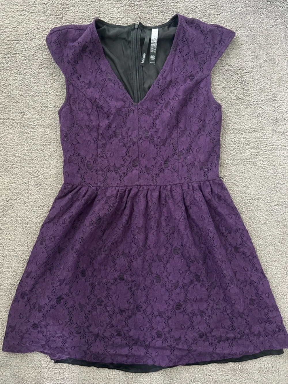 Kensie Plum Purple Lace Fit & Flare Mini Dress V-Neck Cap Sleeve Lined Size M - Picture 1 of 13
